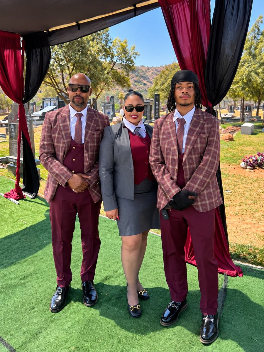 The GNC Funeral Parlour team at a graveside service